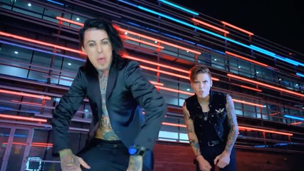 Falling in reverse-bad girls club