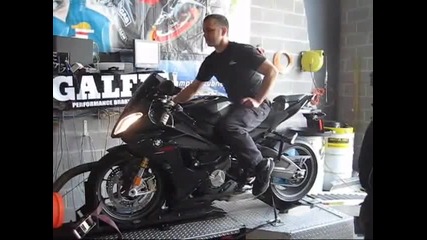 Bmw S1000rr goes on the dyno at Rnr Cycles