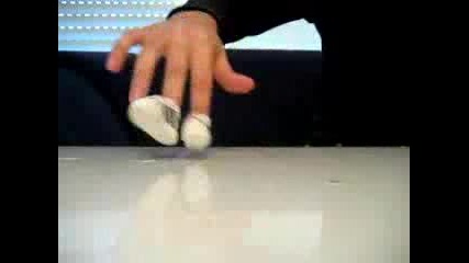 Адски брейк - Танц с пръсти *впечатляващо*