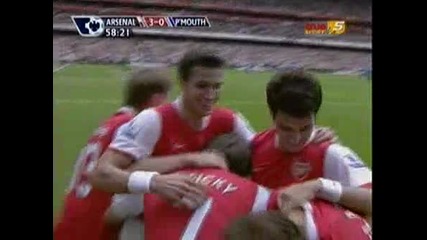 Arsenal 3-0 Portsmouth (rosicky)