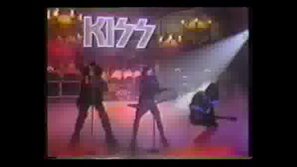 Kiss - Detroit Rock City 1976