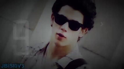 Hold It Against Me - Nick Jonas