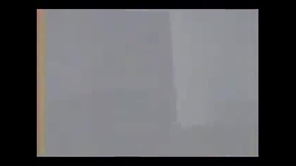 по особенно жесток начин момче изнасили момиче