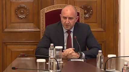 Радев: Главчев заяви, че ще бъде готов със състава на Министерския съвет до края на деня
