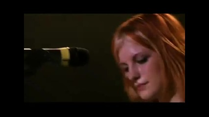 Paramore- The Final Riot! Live In Chicago Track 12