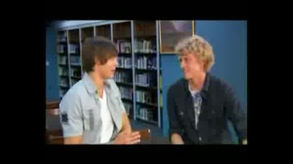 HSM 3 - The Boys Are Back Night (Movie Surfers)