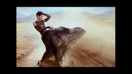 Rihanna - Jump (unapologetic Album)
