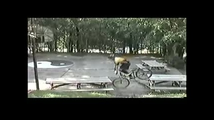 Яко Пребиване [голям смях]