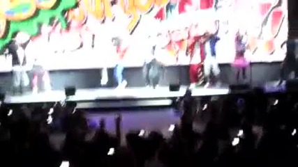 Jonas Brothers - Bounce toronto!