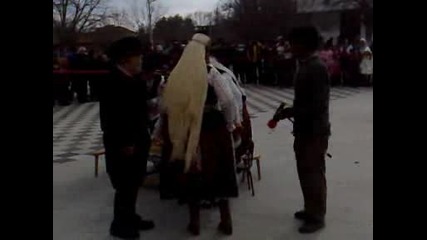 Маскарадни Игри В Блатец 2009 Село Николаево (част 2).avi