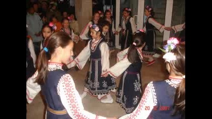 100 Годишнина На Любимото Читалище