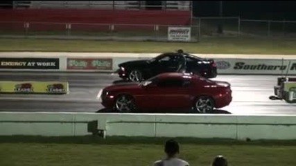 2010 Camaro Ss vs 2011 Mustang Gt 5.0