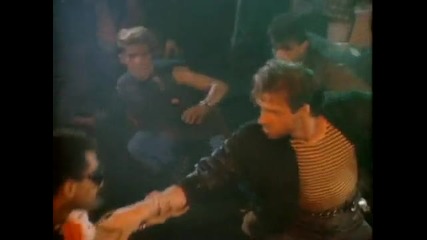 Michael Jackson - Beat It 