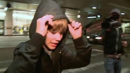 Justin Bieber Arrives in La for the Grammys 