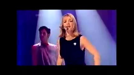 Britney Spears - Born To Make You Happy live in Blue Peter 