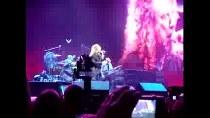 Led Zeppelin - Stairway To Heaven (live at the O2 Arena) 