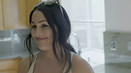 Nikki is mortified when she steps into her new house for the first time: Total Bellas, Jan 28, 2021