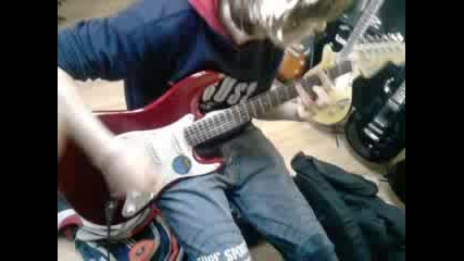 Свирене на електрическа китара