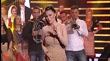 Ceca - Trepni - Novogodisnji show - Tv Pink - Превод