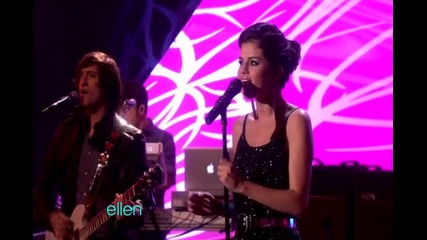 Selena Gomez - A Year Without Rain ( Live At The Ellen Degeneres Show ) 