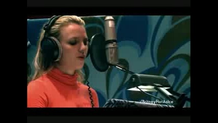 Britney Spears - Recording Womanizer[live]