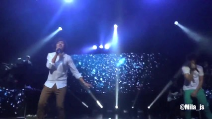 One Direction - Save You Tonight ; Wellington Nz