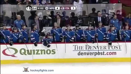 Ето как се бият в Хокея на лед