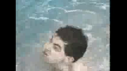 Mr. Bean на плаж