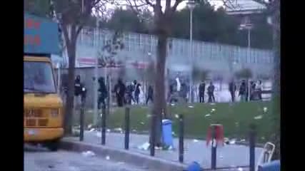 Бой на феновете на Паок с полицията след мача с Олимпиакос - 08.02.2015