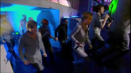 Les Enfoires - Reprennent Ta Main 