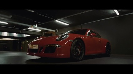 Едно вдъхновение: Acronym and the Porsche 911 Carrera Gts