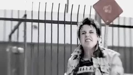 Papa Roach - Kick in the Teeth [hq] Official Video