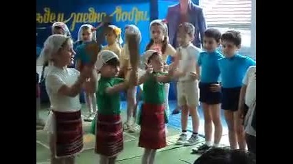Танц Сливи за смет Берковица Цдг Малина