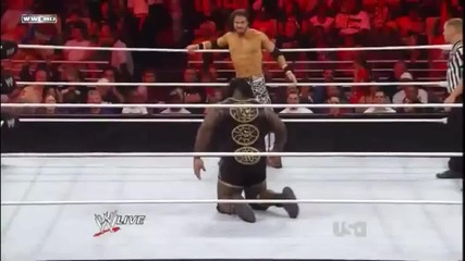 Running Knee Strike - John Morrison