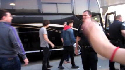 One Direction - на летище Logan Boston 20 май 2012