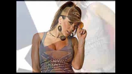 Mickie James - For My best friend Hihi2