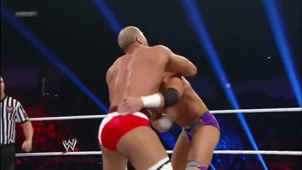Зак Райдър срещу Антонио Сезаро в Main Event