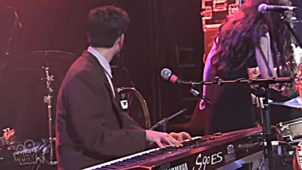 Kitty Daisy and Lewis - Going Up The Country ( Canned Heat) Live in Sydney 2012