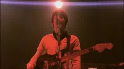 Arctic Monkeys - I Bet You Look Good On The Dancefloor Live [at The Apollo Dvd]