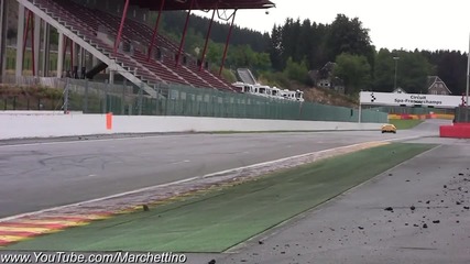 Ferrari F12 Berlinetta Novitec vs Stock Loud Exhaust Sound!