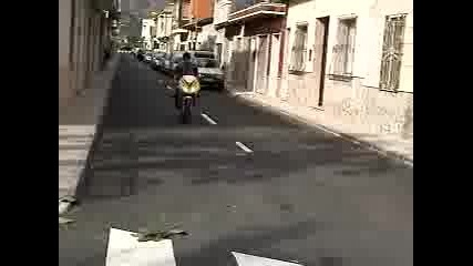 boris 1 y su moto rs2 matrix