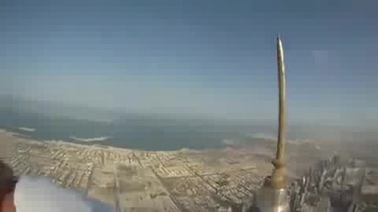 На върха на Burj Khalifa в Дубай