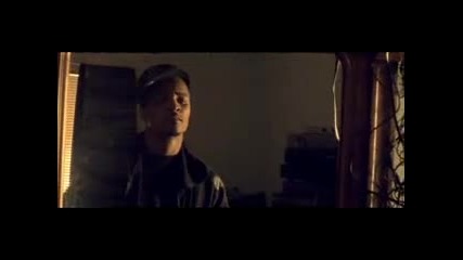 T.i. - Live Your Life (feat. Rihanna) [official Video]