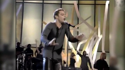 Ricky Martin - La Copa de la Vide (cup Of Life) Live