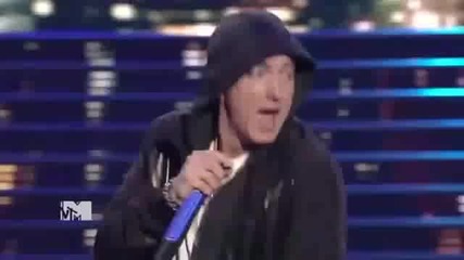 Eminem - Not Afraid and Love The Way You Lie (ft. Rihanna) [live at Vma`s 2010] (hq)