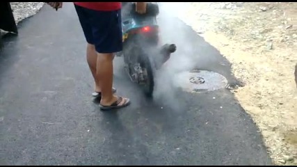 Kinetic Pride Fx 75cc Burnout