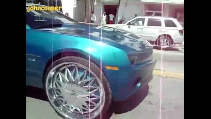 Chevy Camaro с Огромни Джанти Dub