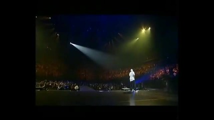 Eminem - Cleaning Out My Closet ( Live In Detroit ) 