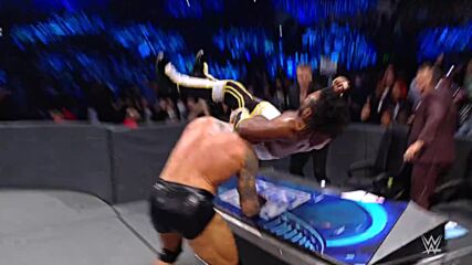 The New Day vs. RK-Bro vs. The Usos - Triple Threat Tag Team Match: SmackDown, Dec. 10, 2021