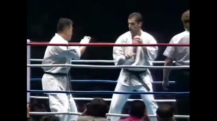 K-1 World Gp 1993 Andy Hug vs Nobuaki Kakuda